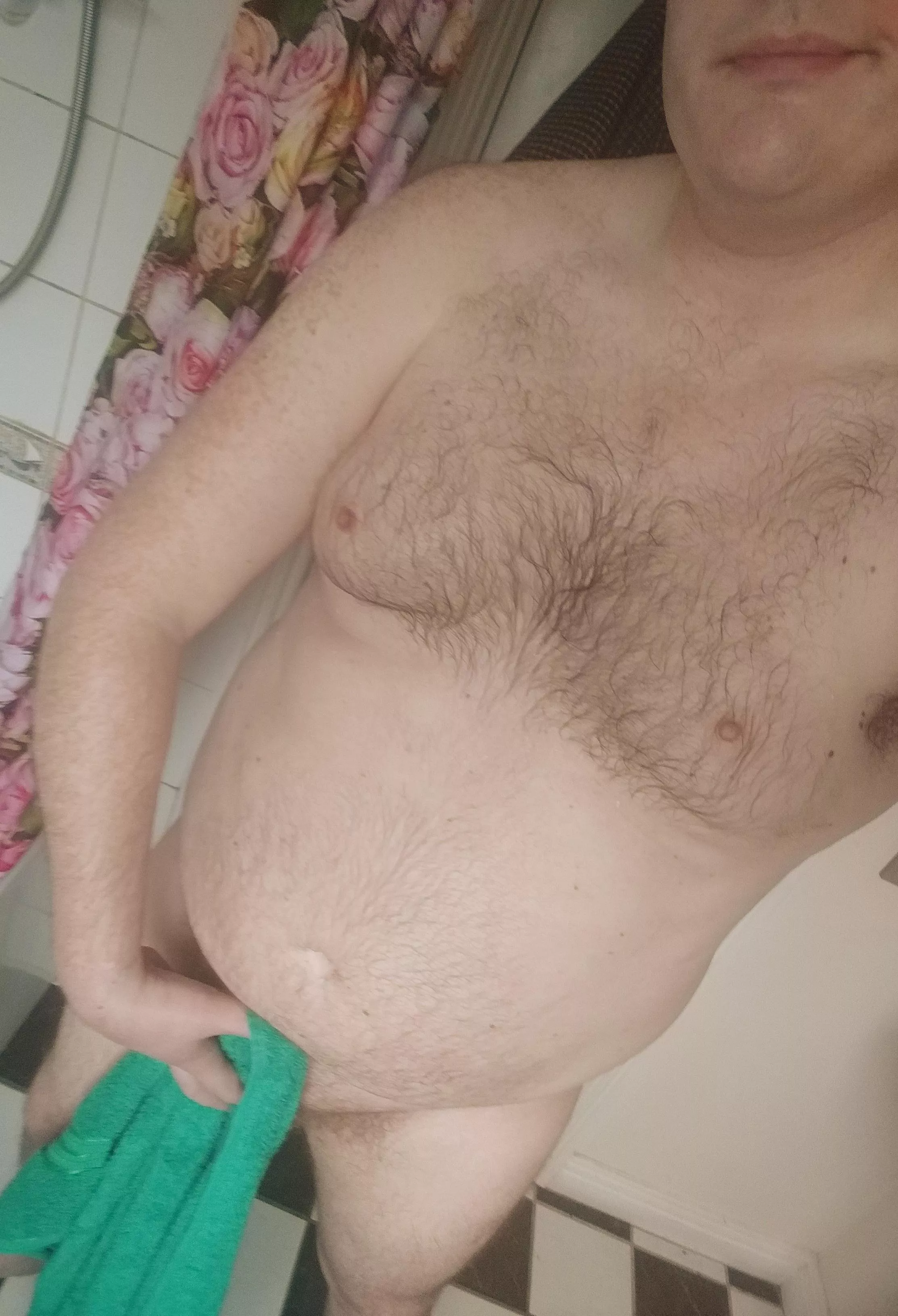 Hungover from Paddy's Day and would love some to help me feel better... (35, Irish, 6'4, 260lbs)