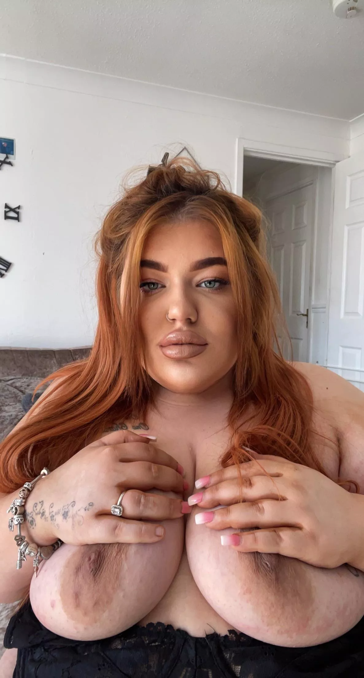 I am a nervous newby, who wants to come play 😈