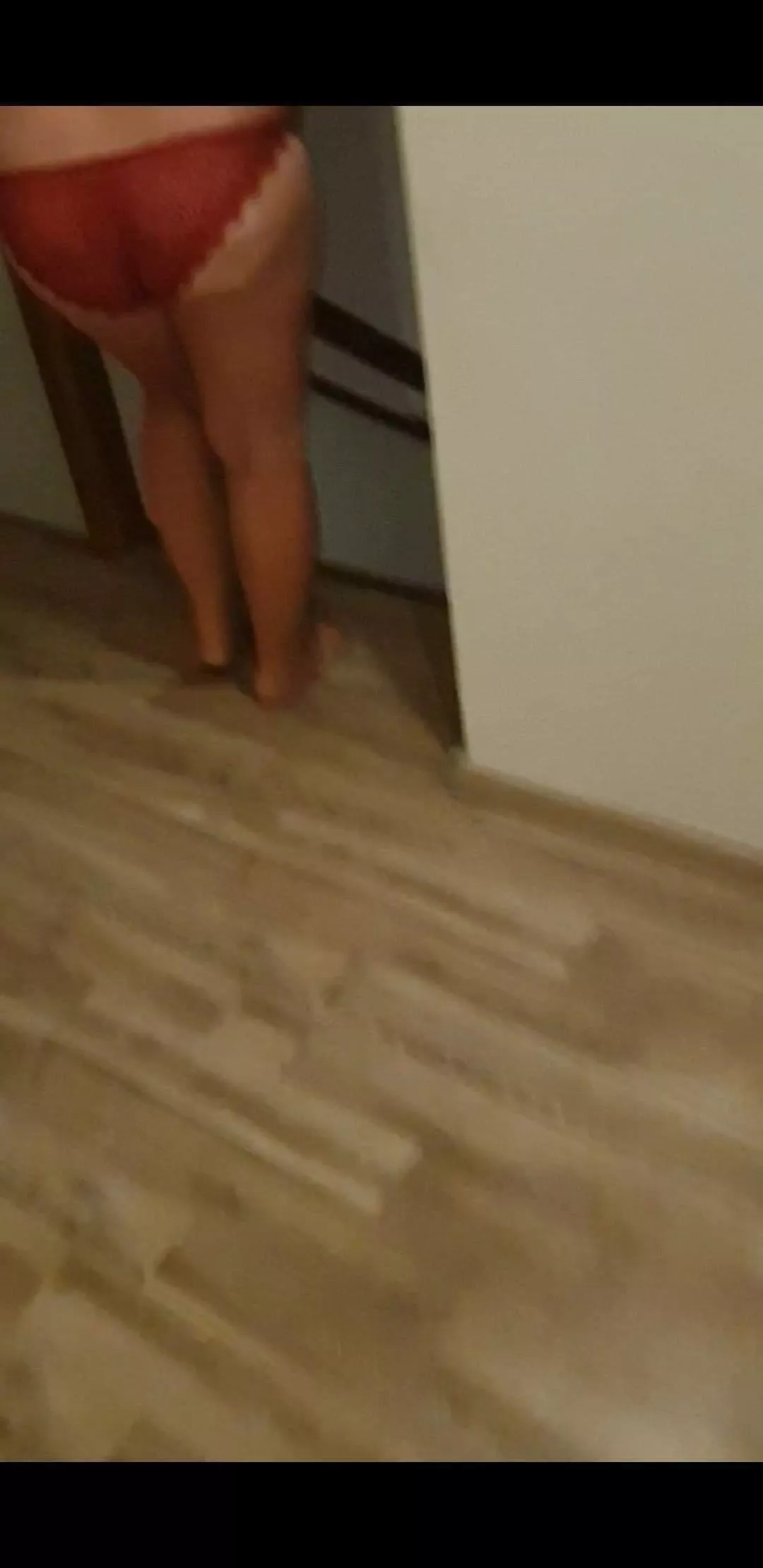 i am chuckson with a bbw m0th3r for more pls dm me i am chuckson with a bbw m0th3r for more pls dm me