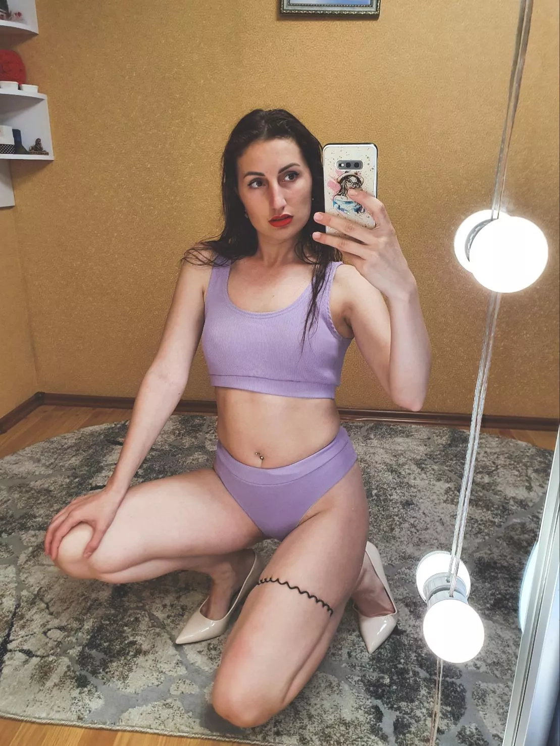 I am from Ukraine 💋 Crop top