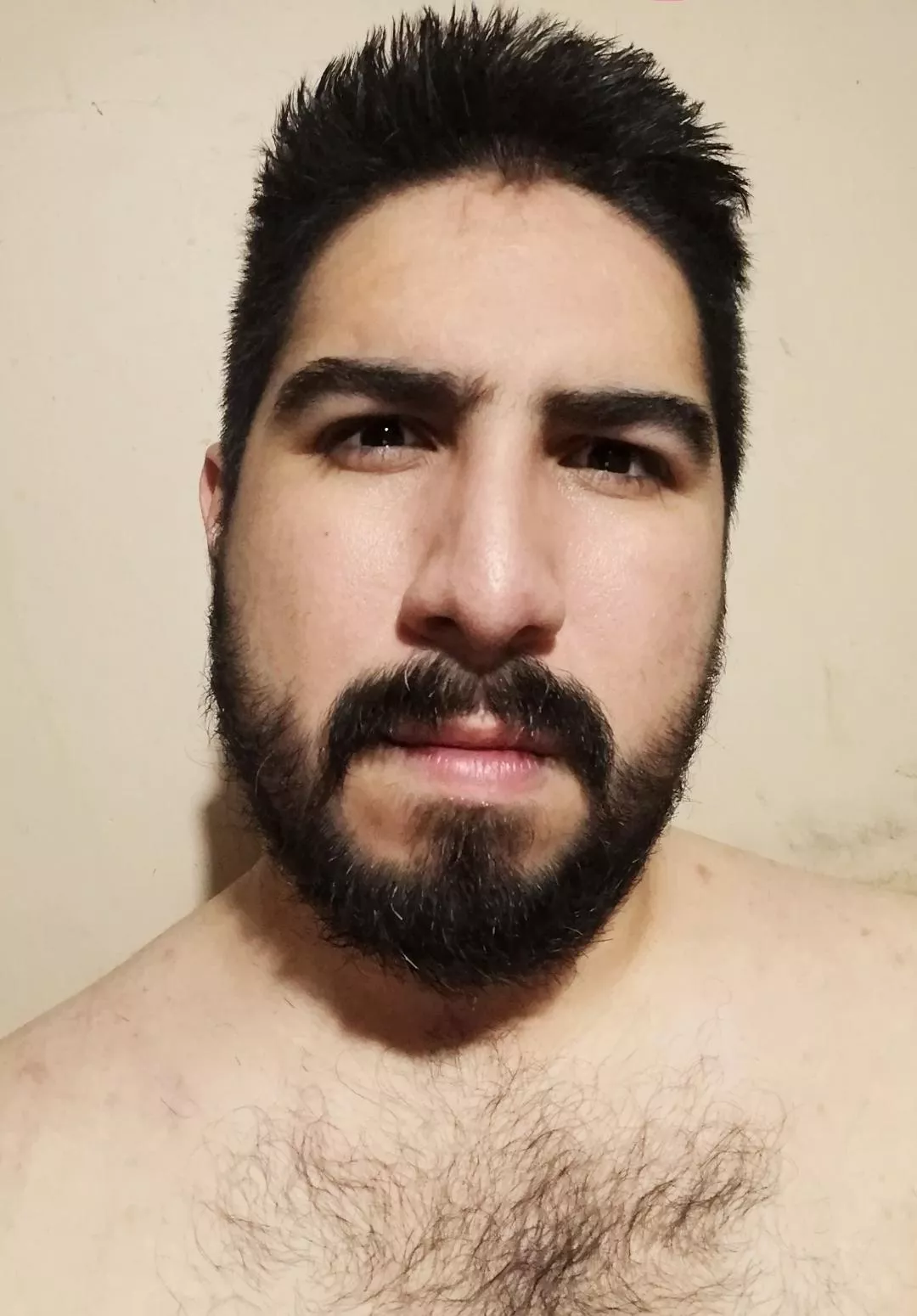 i am kinda tired of trying to meet a nice man 😔 why is so hard I have no communication with somebody with my goals or hobbies...