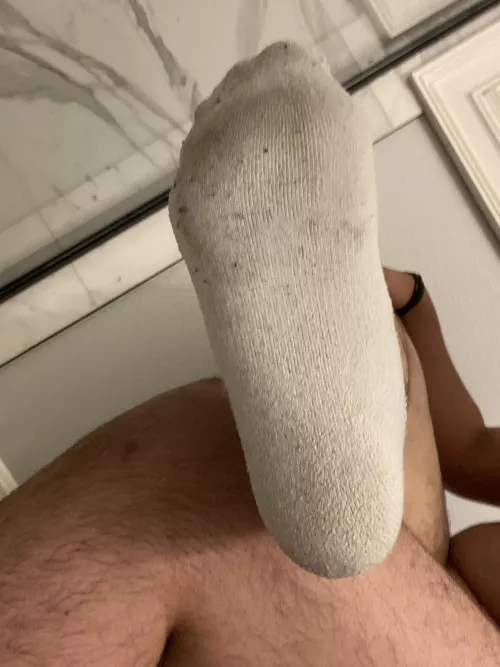 I bet you wanna burry yourself in those size 13 toes