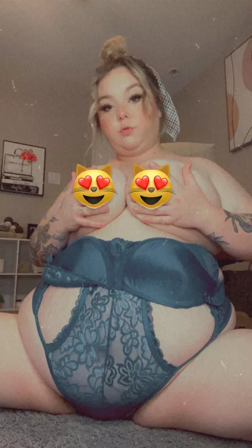 I bet you would love to see ALL of me uncensored baby 💦👅