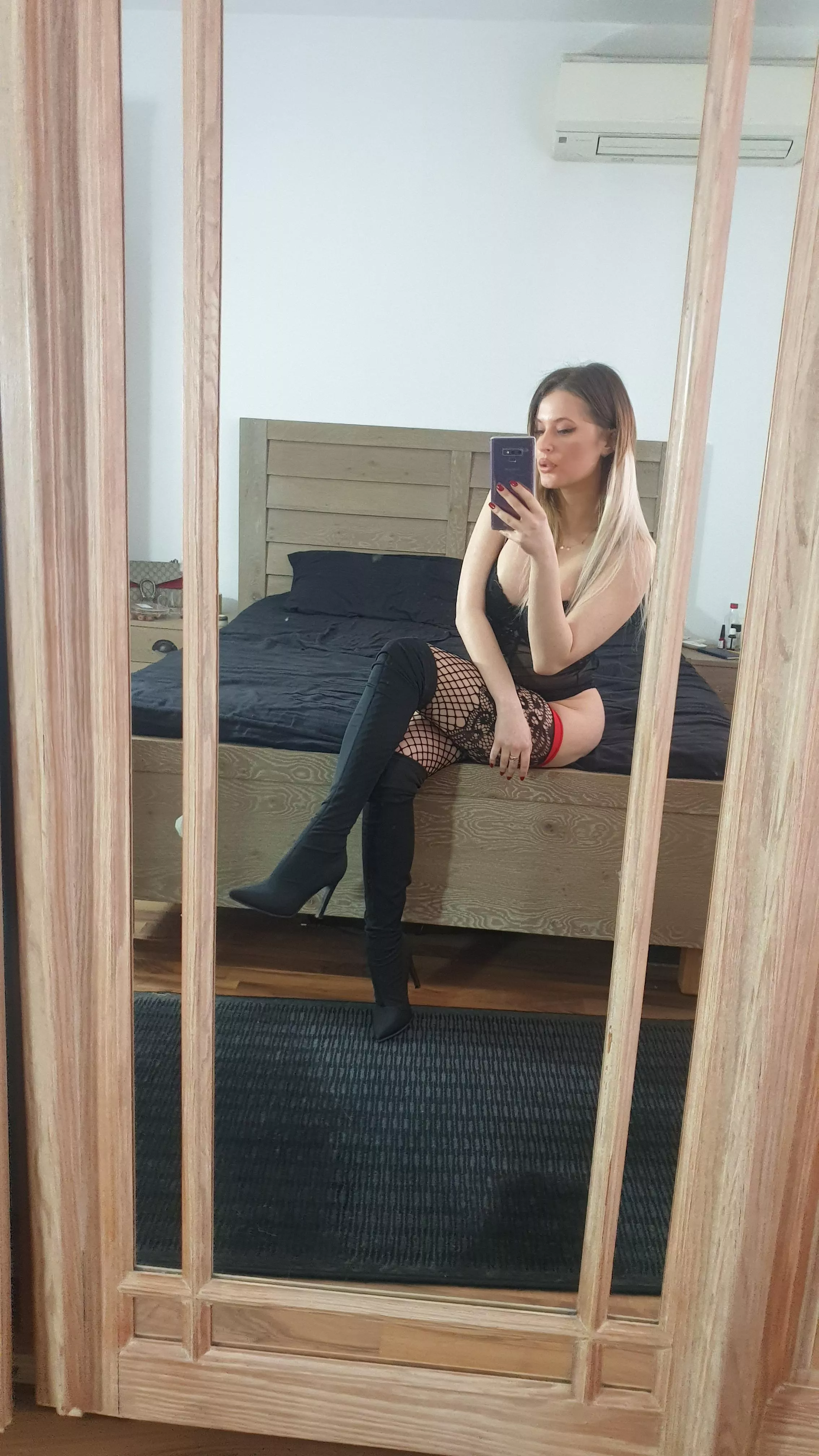 I can be your fetish, you will be obsessed with me.