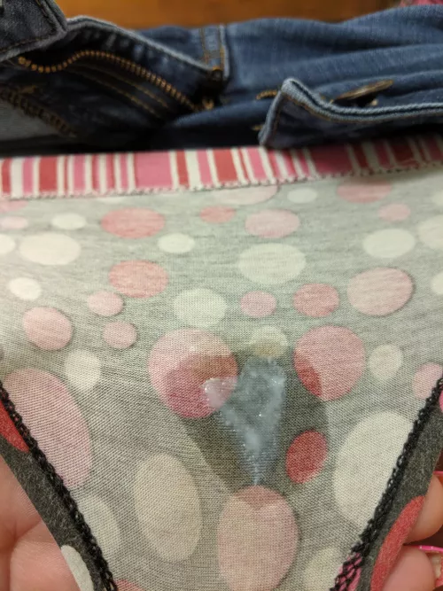 I can't wait t get home to take care of my creamy kitty 💦