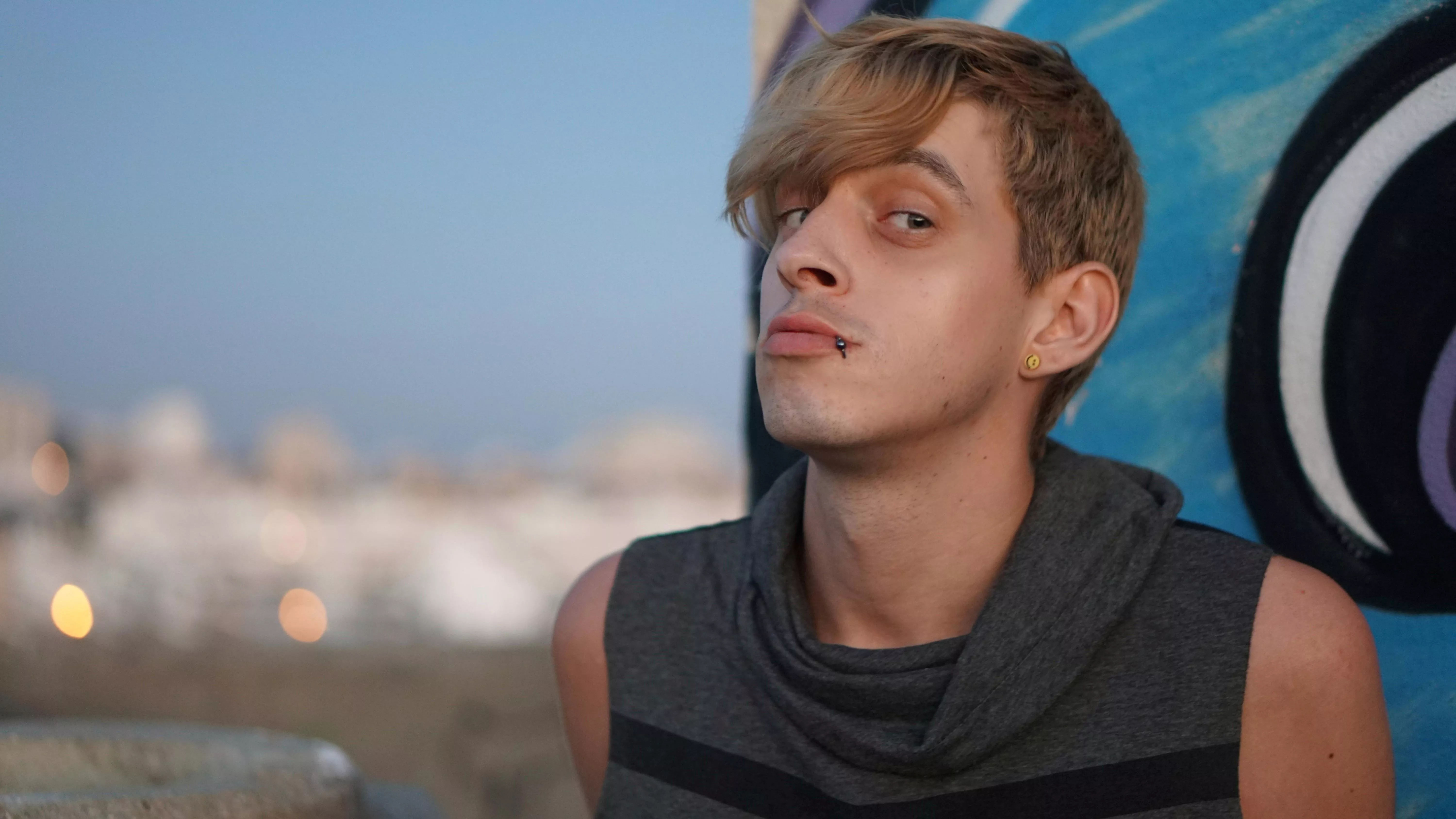 I constantly get told I look stoned all the time 😅 I think they might be into something... 🤣