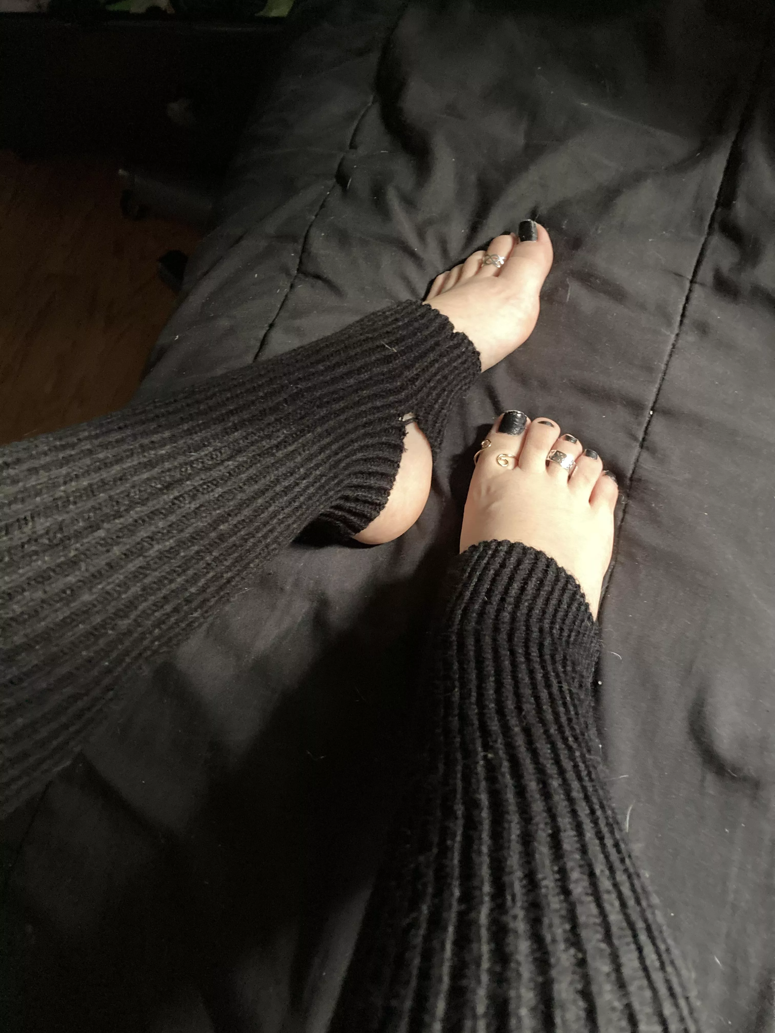 I do feet pics and maybe other stuff on my OF go find out ☺️