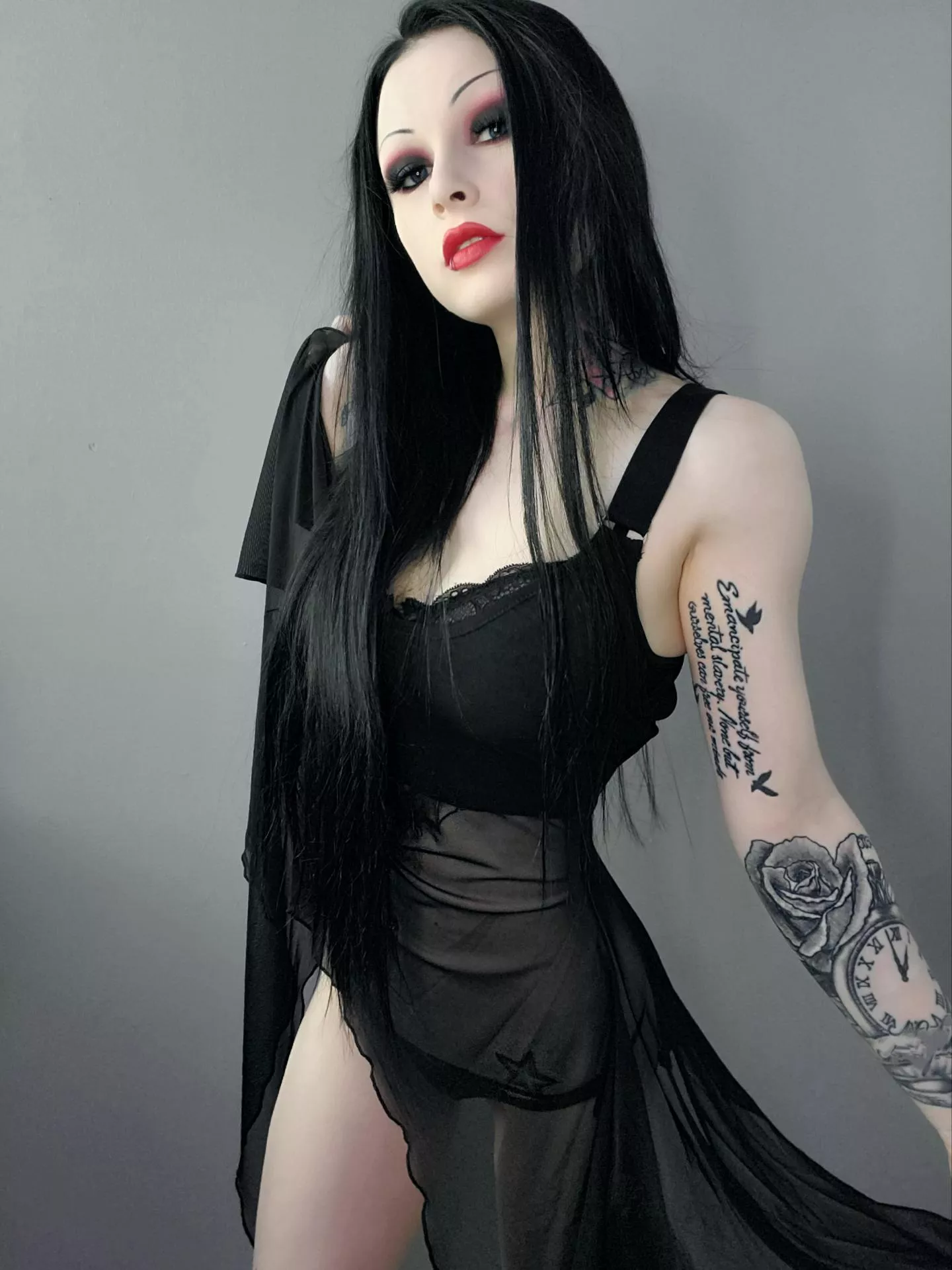 I don't mind you under my skin, I'll let the bad parts in 🎧