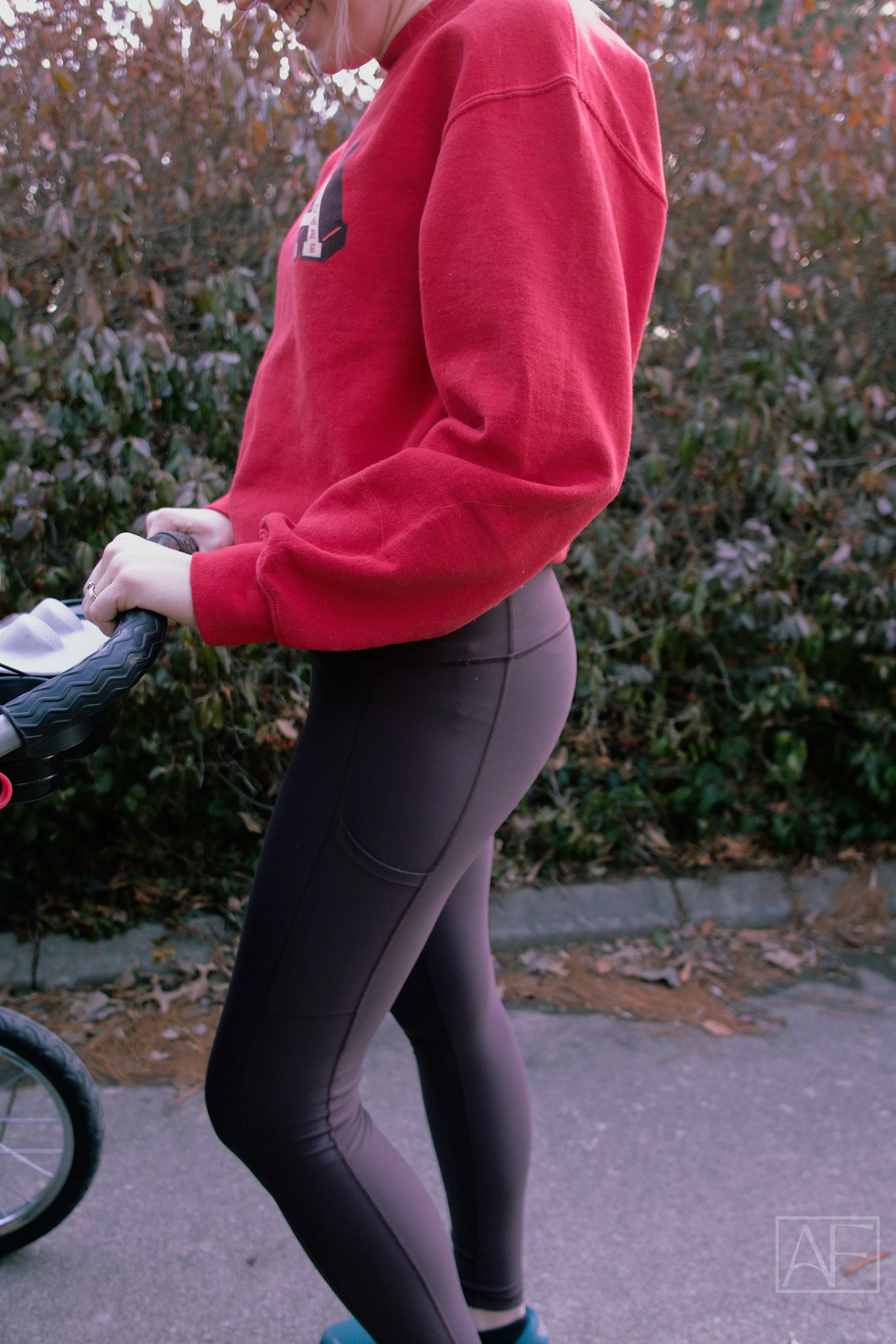 I [f]lashed my ass for the first time ever yesterday 😅