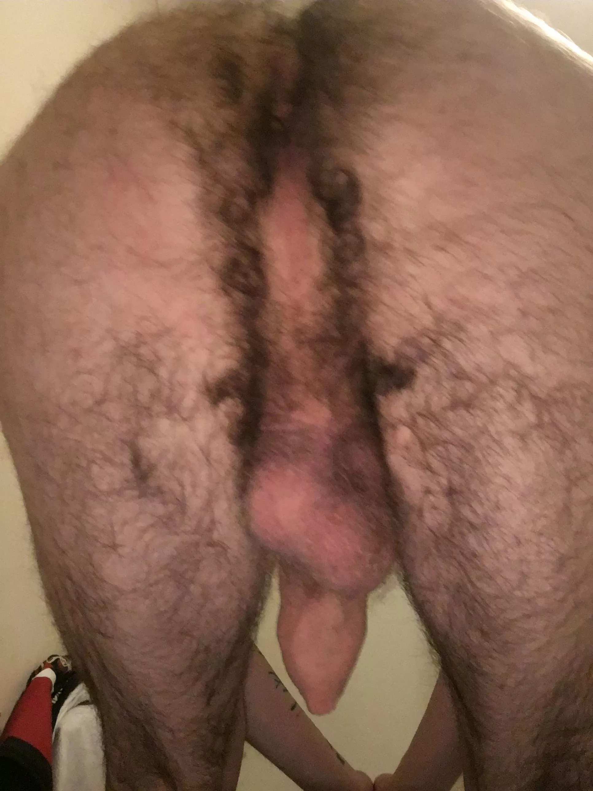 I get inseucre about my hairy ass is this any good?