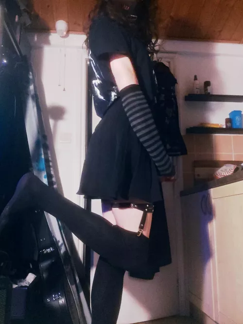 I got a new skirt and garters!