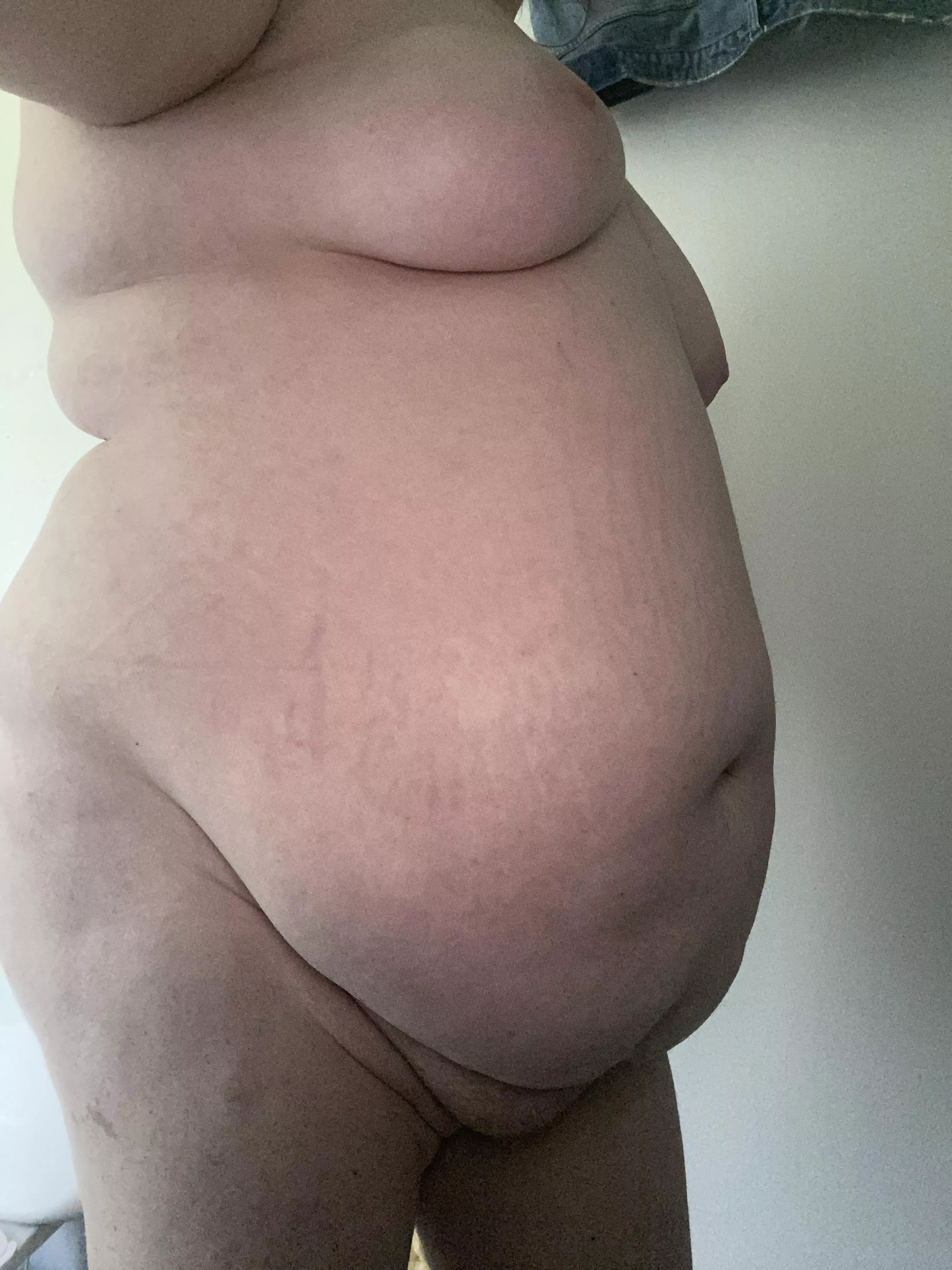 I hang so low 🥵 I hang so low 🥵