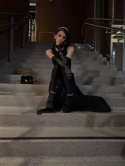 i have so many pics from this shoot i wanna share on here