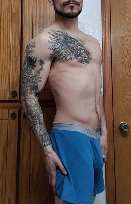 I have tattoos but you decide if I'm hot 🤷🏽♂️