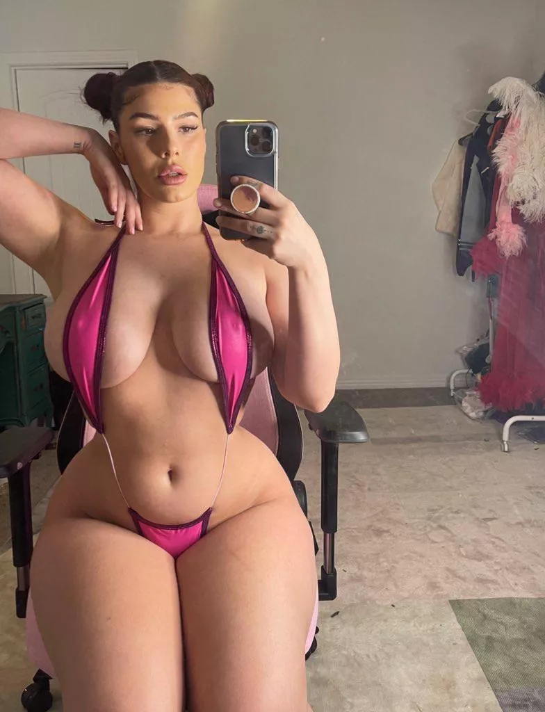 I have the ratios of a Pixar mom 😈