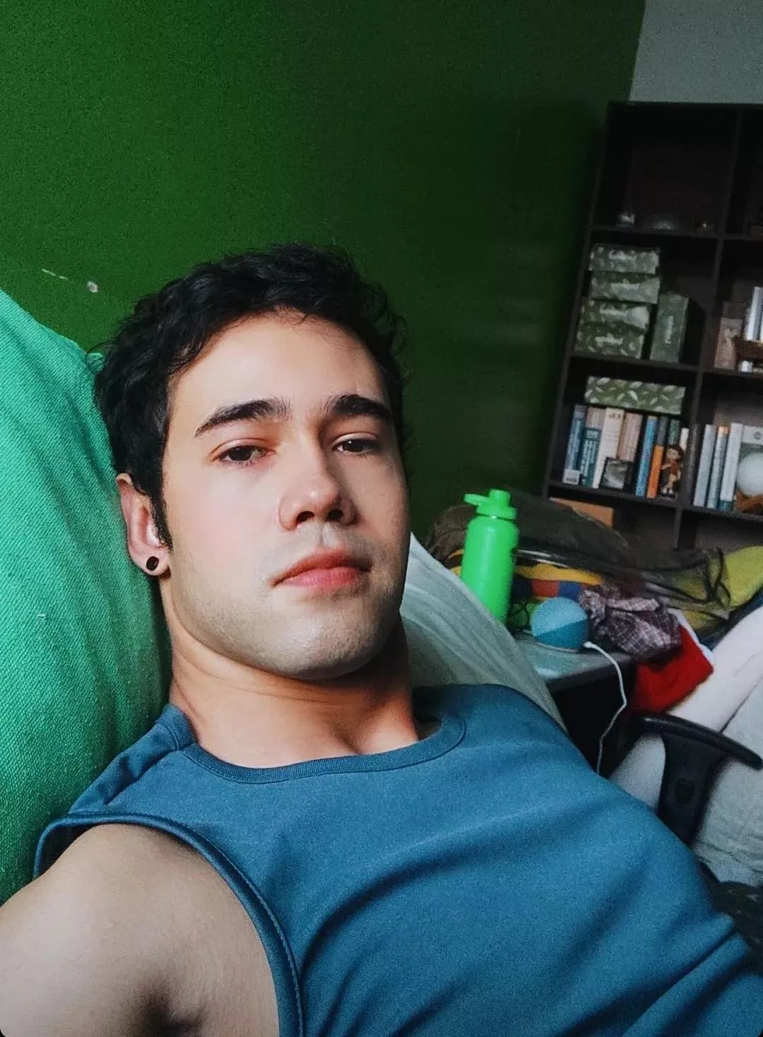 I hope my lips meet yours. I hope my lips meet yours.