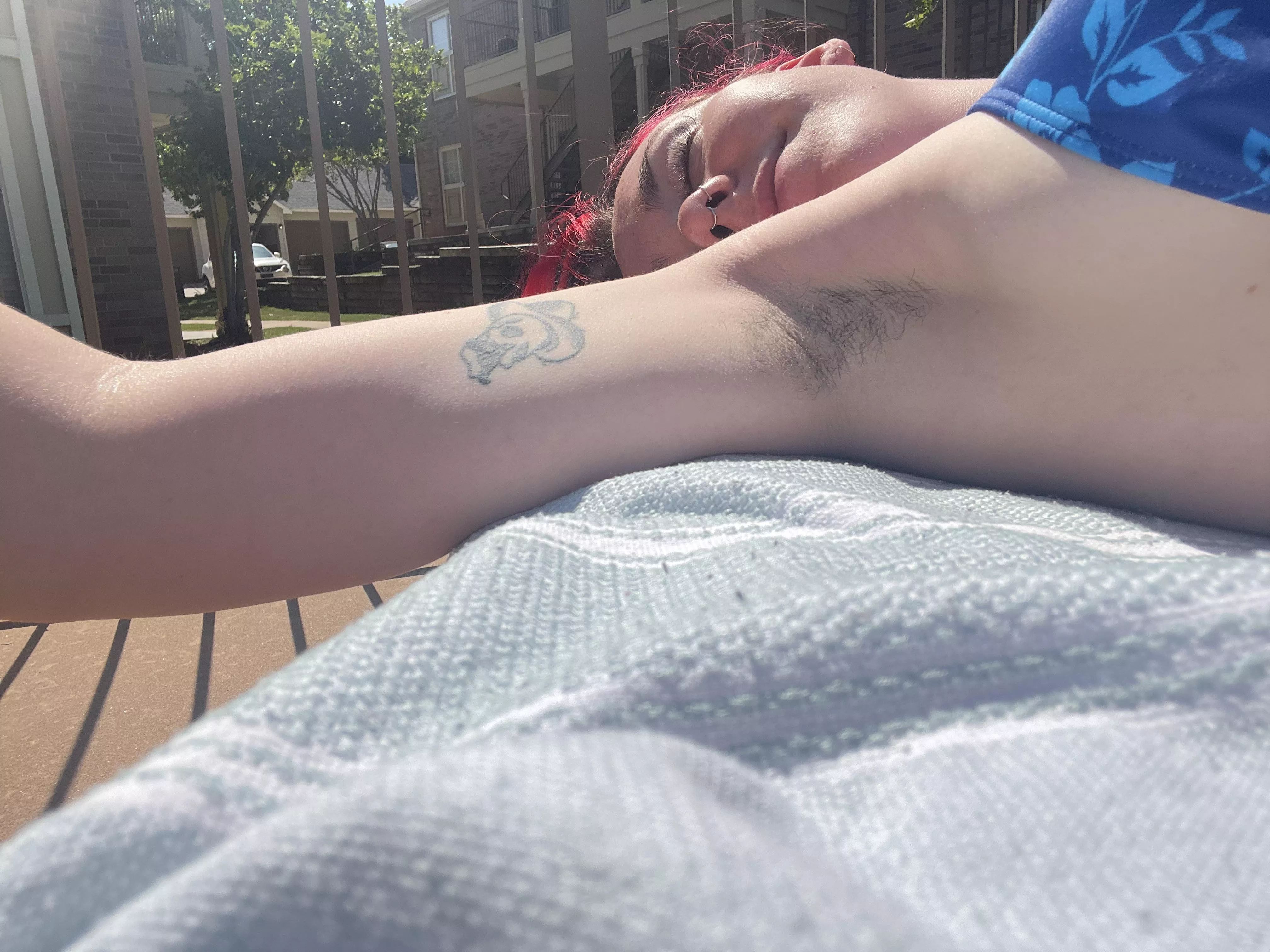 I hope you don’t mind some natural beauty🦋🍃