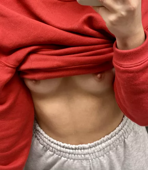 i just want someone to appreciate my small boobies 🥹