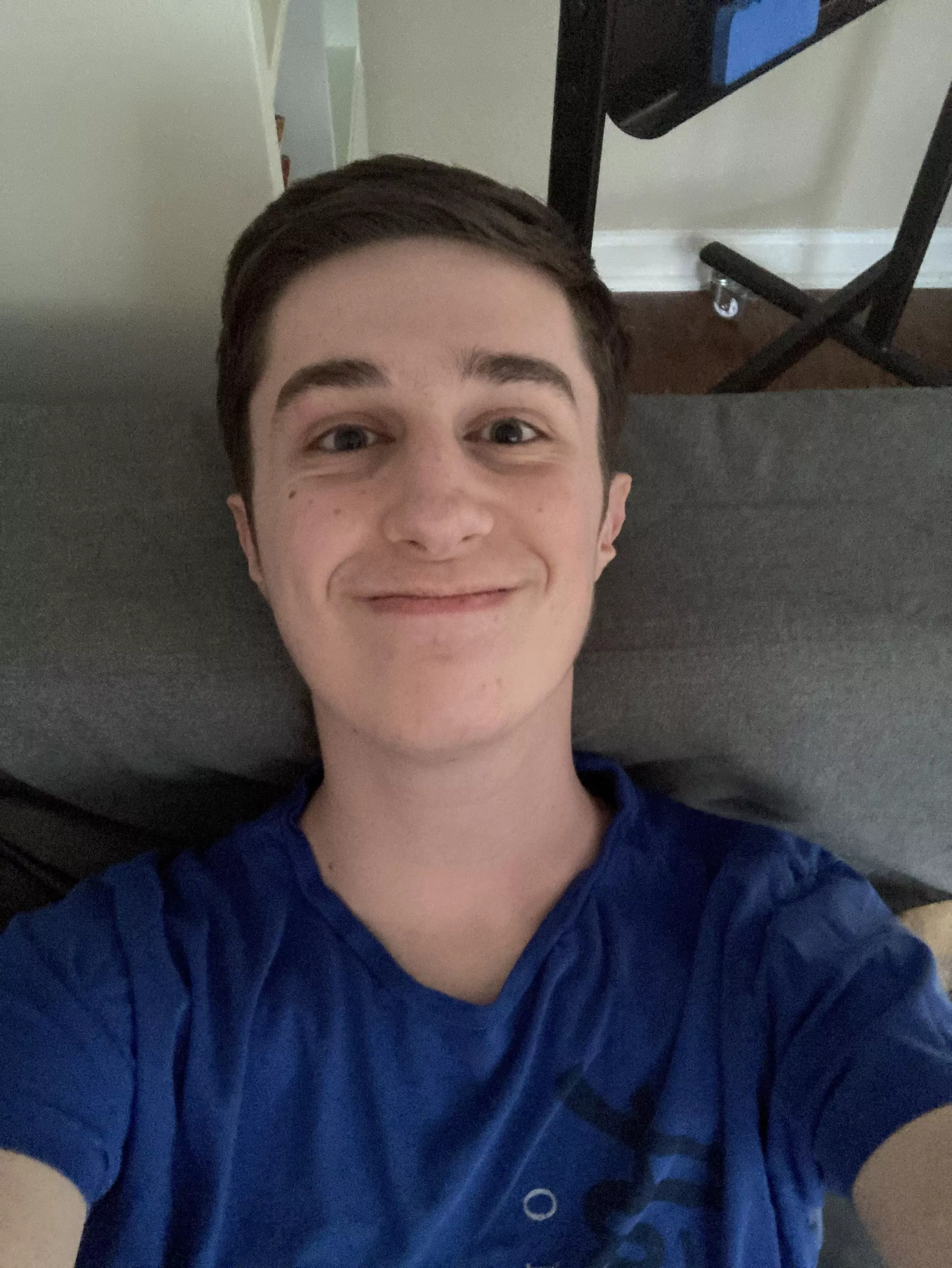 I know I look pretty rough today, but I just wanted to say hi π I know I look pretty rough today, but I just wanted to say hi π