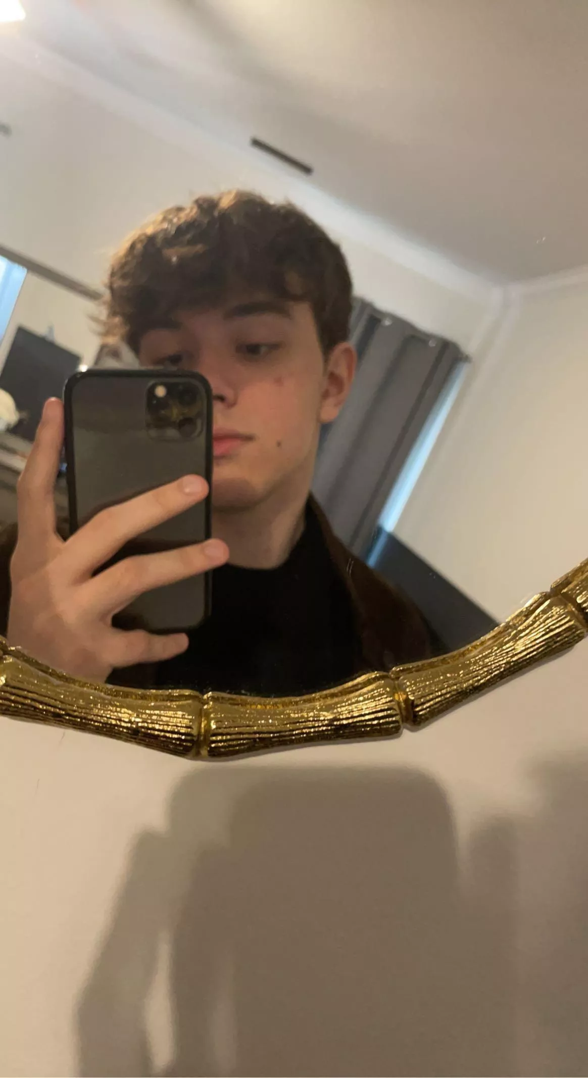 i like my lil red mark tbh it’s cute i like my lil red mark tbh it’s cute