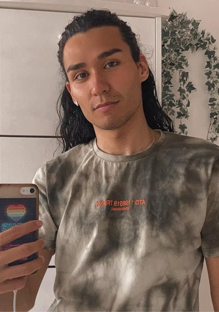 I like taking cute mirror selfies. Hi from The Netherlands! I like taking cute mirror selfies. Hi from The Netherlands!