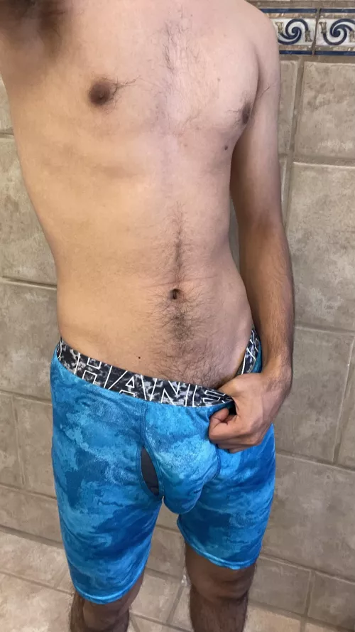 I like this color, it reminds me of summer