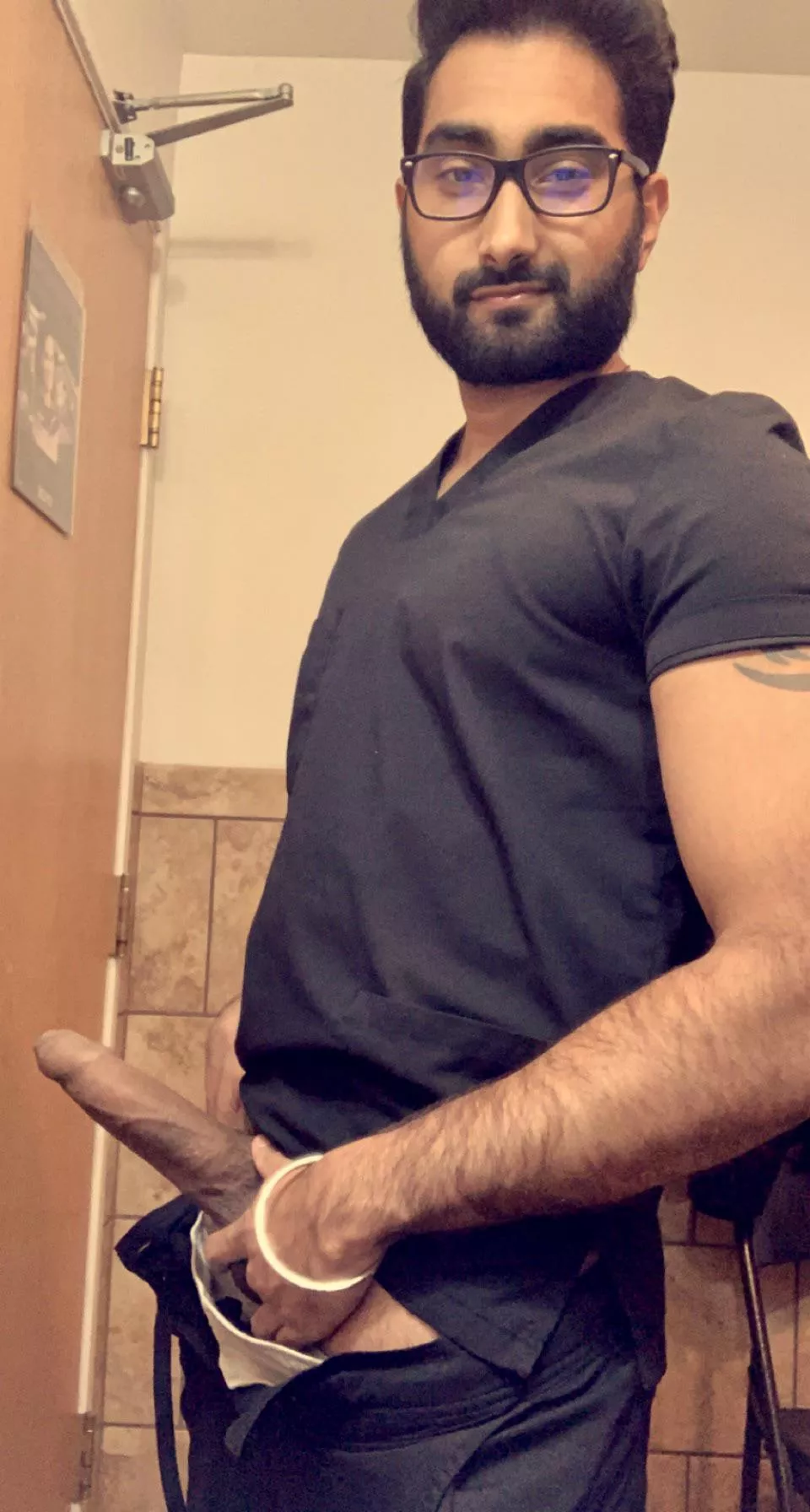 I like to show exceptional patient care😉 I like to show exceptional patient care😉