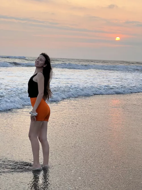 I live this 🍑🧡