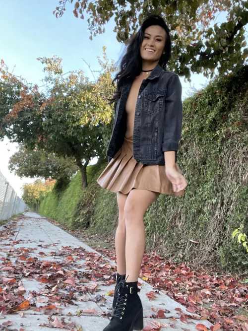 I love being a naughty and cute Asian 😈