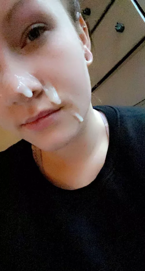 I love cum on me 💦💦