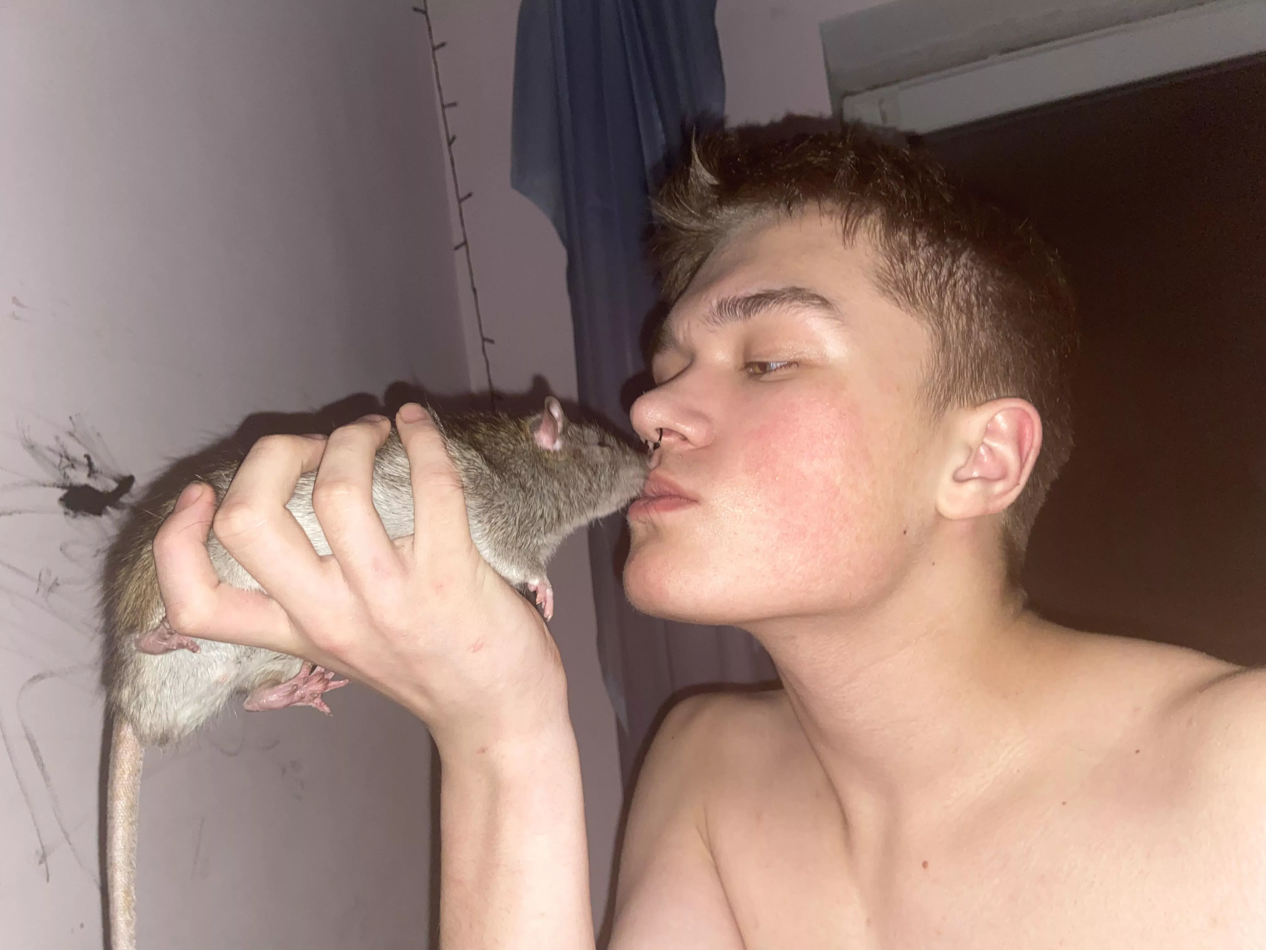 I love him I love him