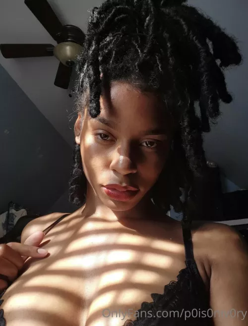 i love making eye contact. how fast would you cum?