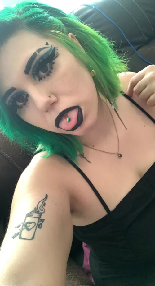 I LOVE this color🥦