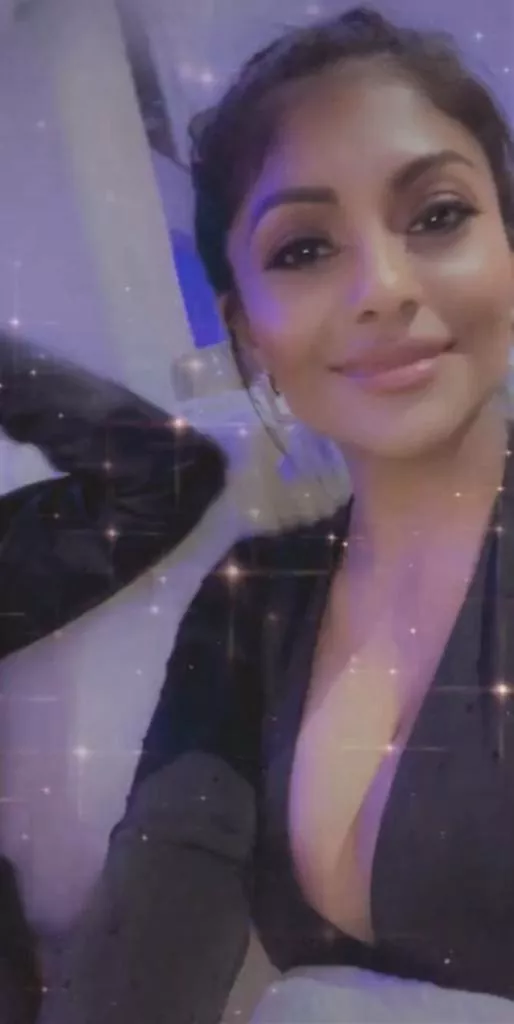 I might look pretty and gentle but very strict when it comes to showing your submission. My pleasure should be your aim just like you have to earn my attention. I might look pretty and gentle but very strict when it comes to showing your submission. My pleasure should be your aim just like you have to earn my attention.