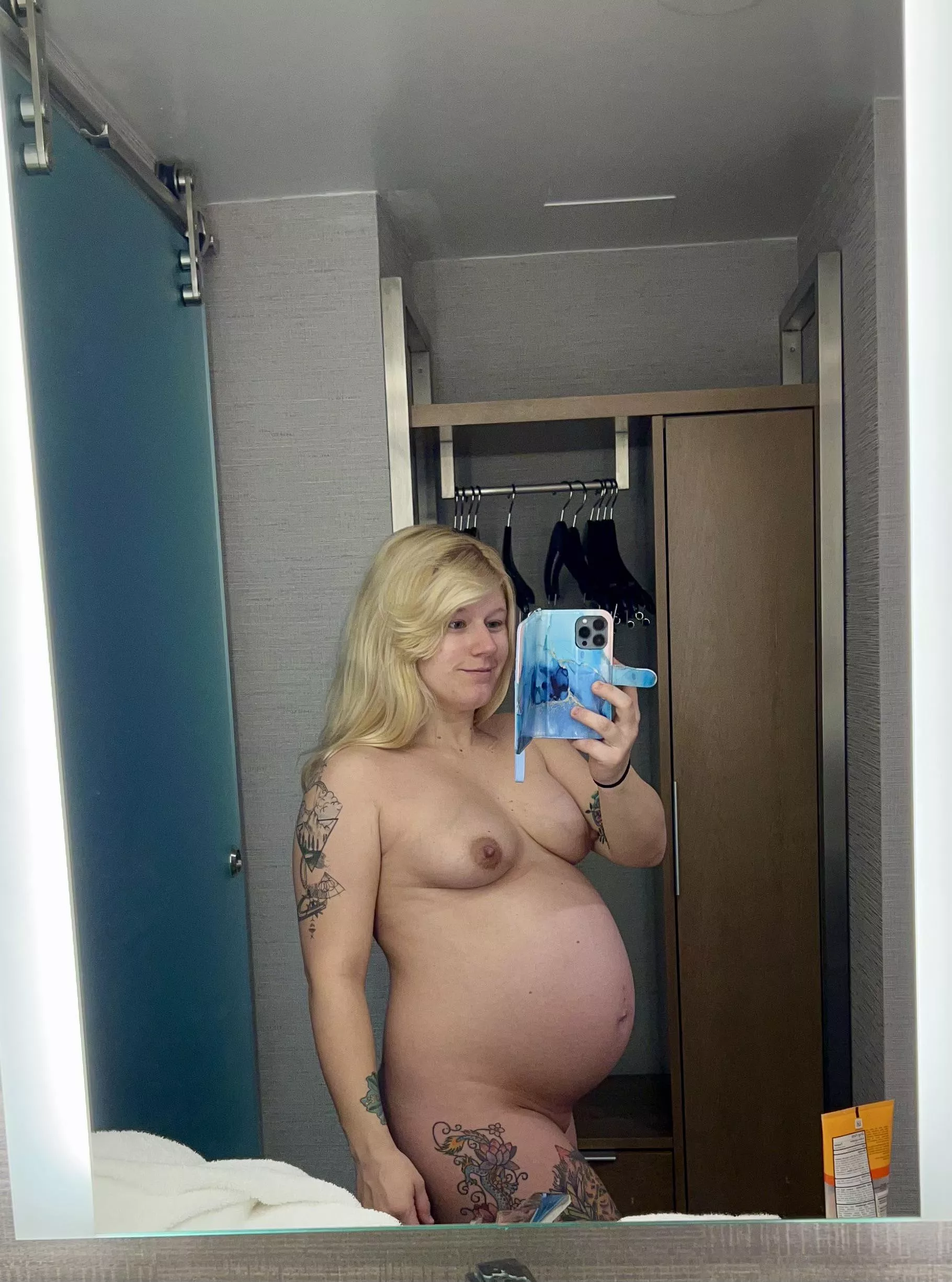 I miss my pregnant body so much 😭