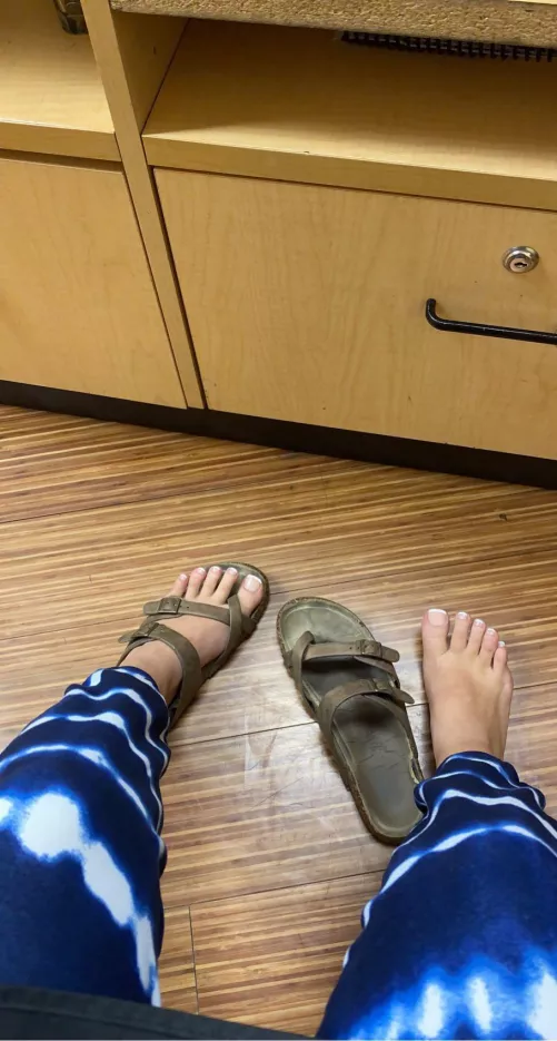 I miss my sandalsππ