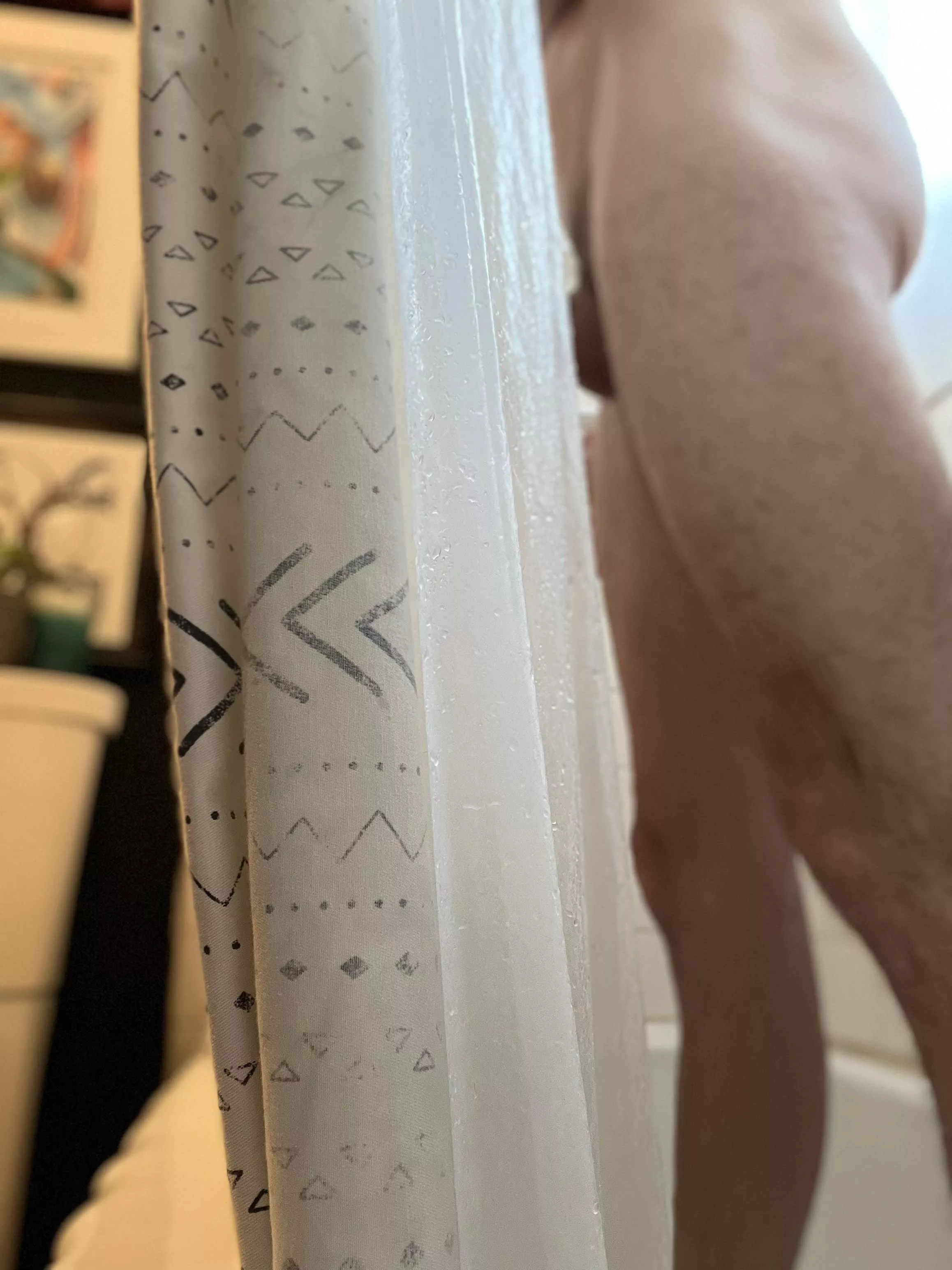 I need a shower buddy😉