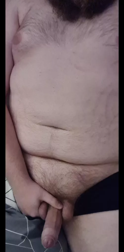 I need a woman to come sit on me, DMs open