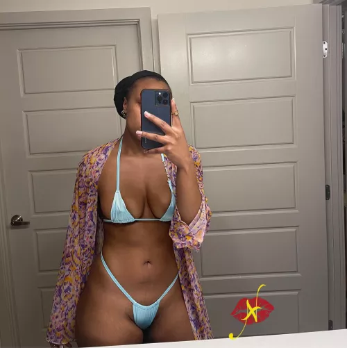 I NEED cuddles&kisses everyday :)