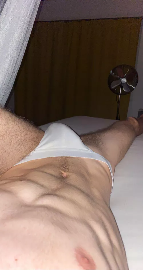 I need some attention! 😏