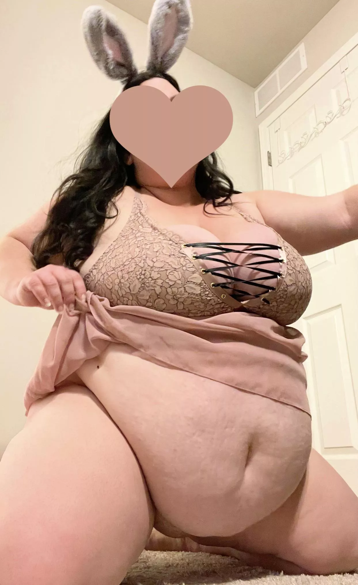 I need some bunny to make me cum 🐰