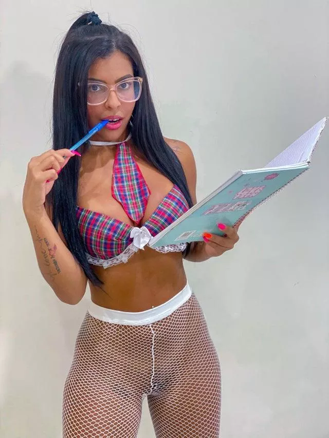 I promise be one good student 😇😇