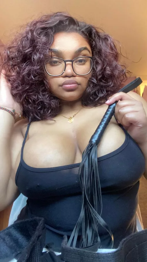 I reward good boys with a hard spank π