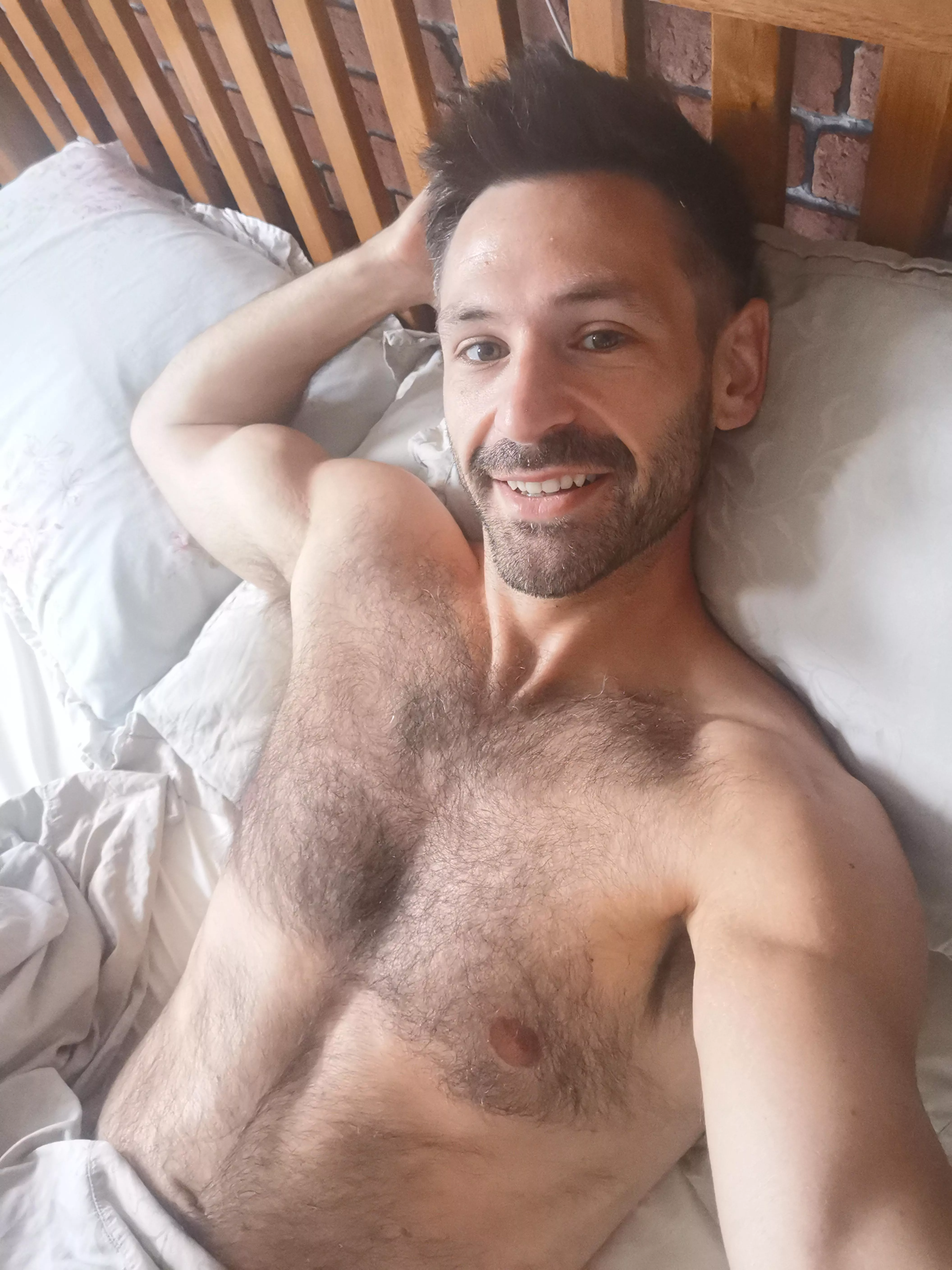 I so don't want to get out of bed this morning [35]