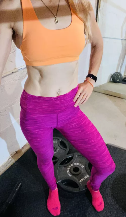 I think these colors clash just a bit! Lol