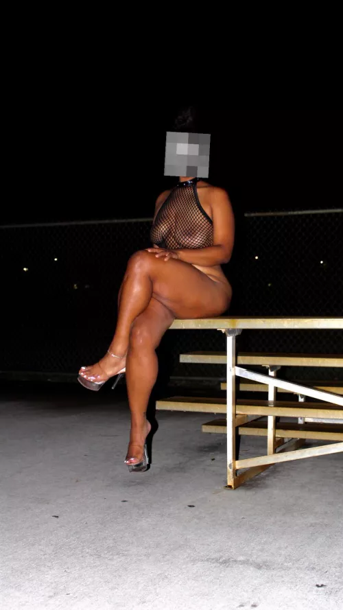 I took this picture but she wants to know if she should make her own account. Should she?