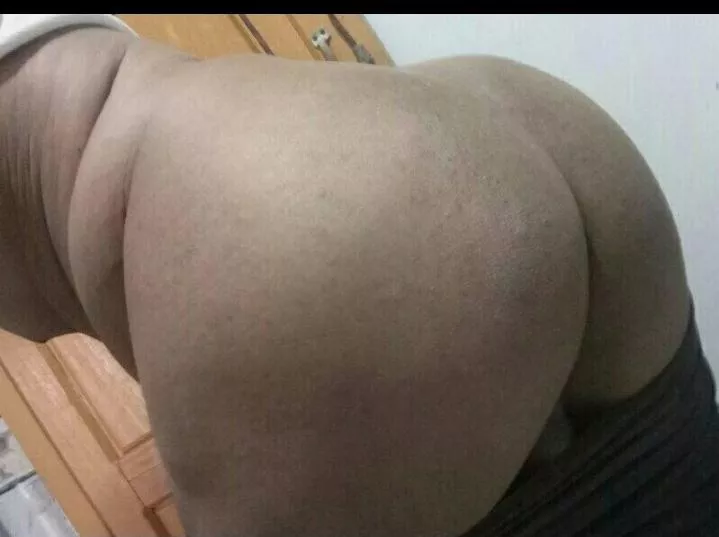 I tried to purge again, deleting all my posts and blocking men patient enough to own me. Can you remind a stupid sub slut she should stop having delusions about being going back straight? 😥