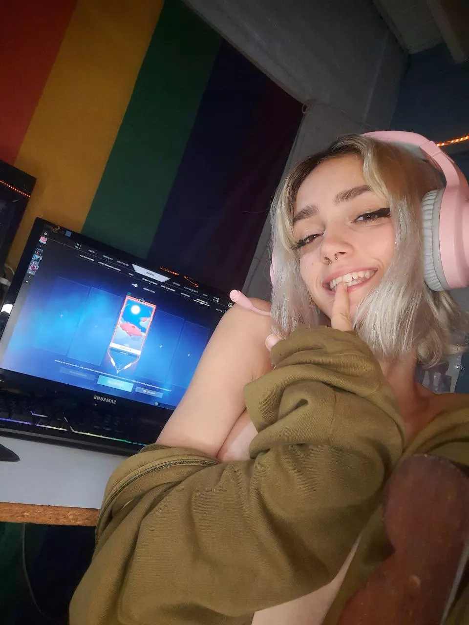 i wait for you to play? :3 i wait for you to play? :3