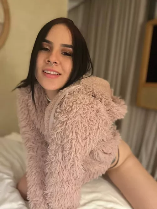 I wanna let one lucky Redditor cum on my ass multiple times 😜