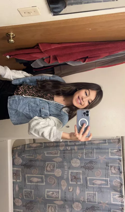 I want a big rough black guy ๐ฉ